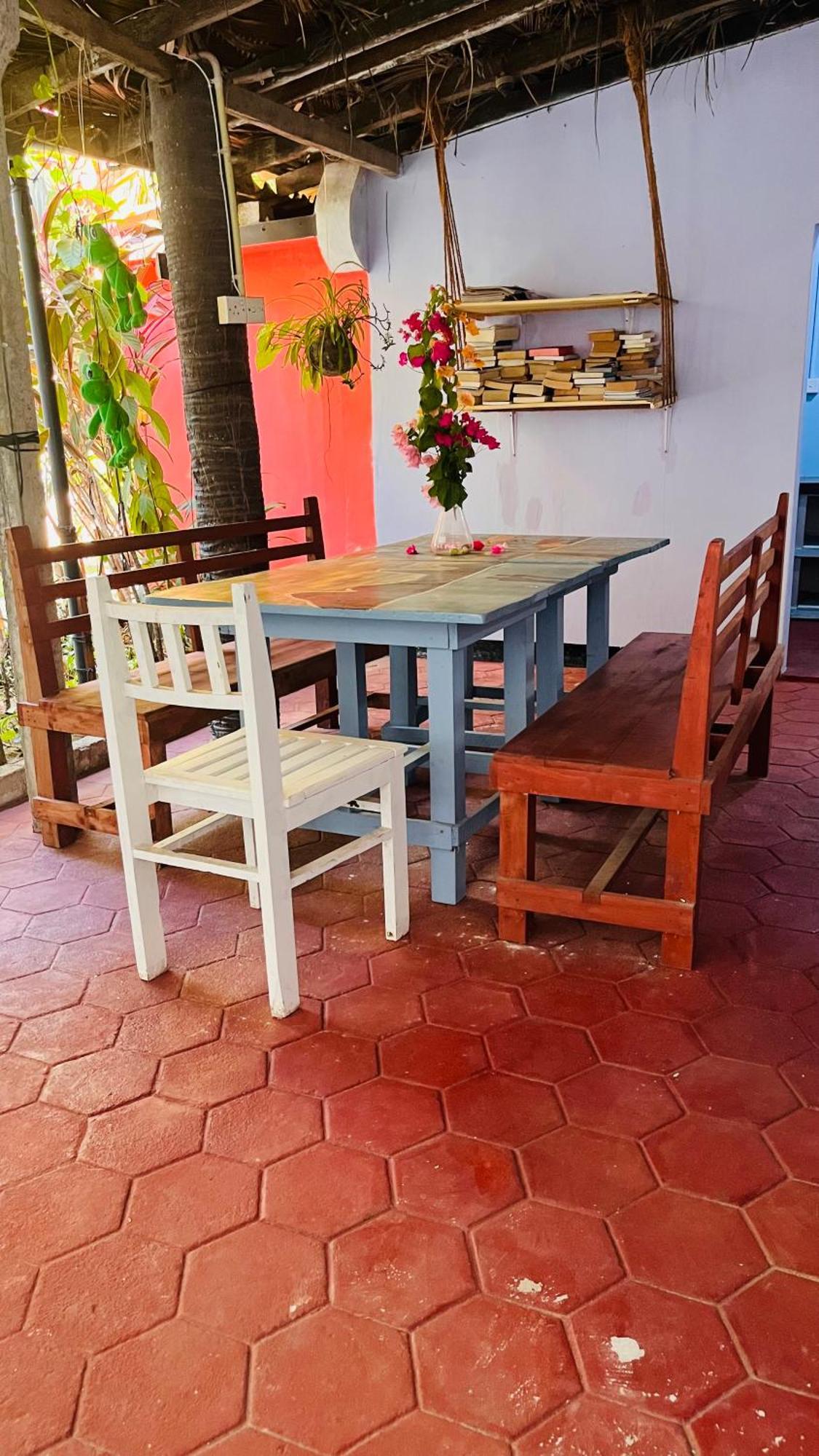 Lobster Inn Trikunamalaja Zewnętrze zdjęcie