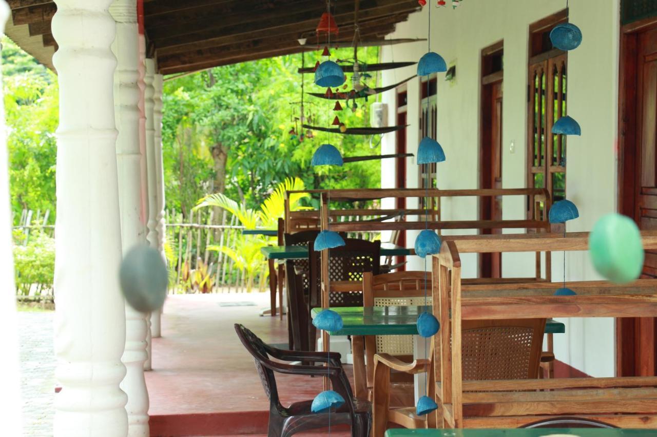 Lobster Inn Trikunamalaja Zewnętrze zdjęcie